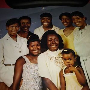 Meet your Posher, Stacy